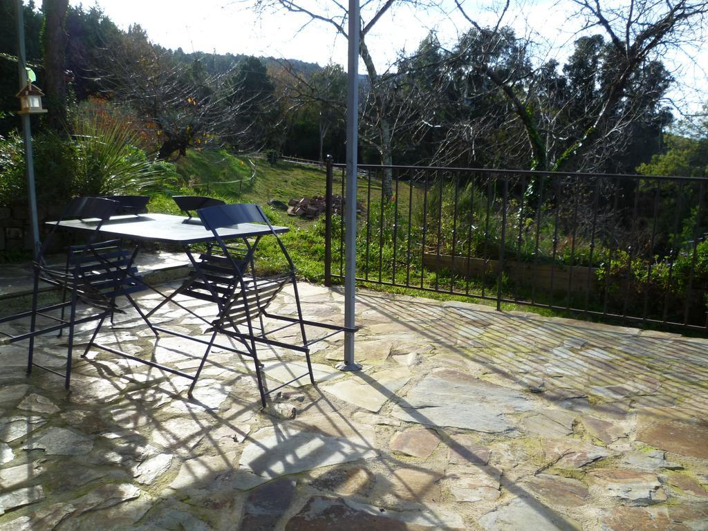 Bed&breakfast La Maison De Nathalie Les Mayons Extérieur photo