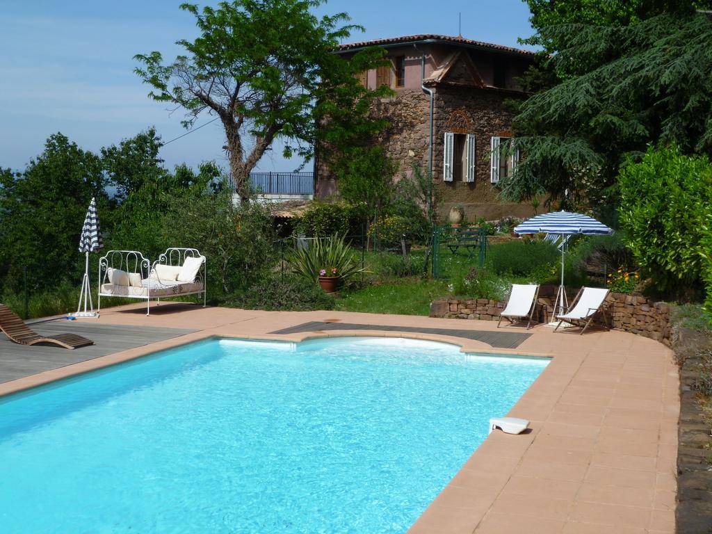 Bed&breakfast La Maison De Nathalie Les Mayons Extérieur photo