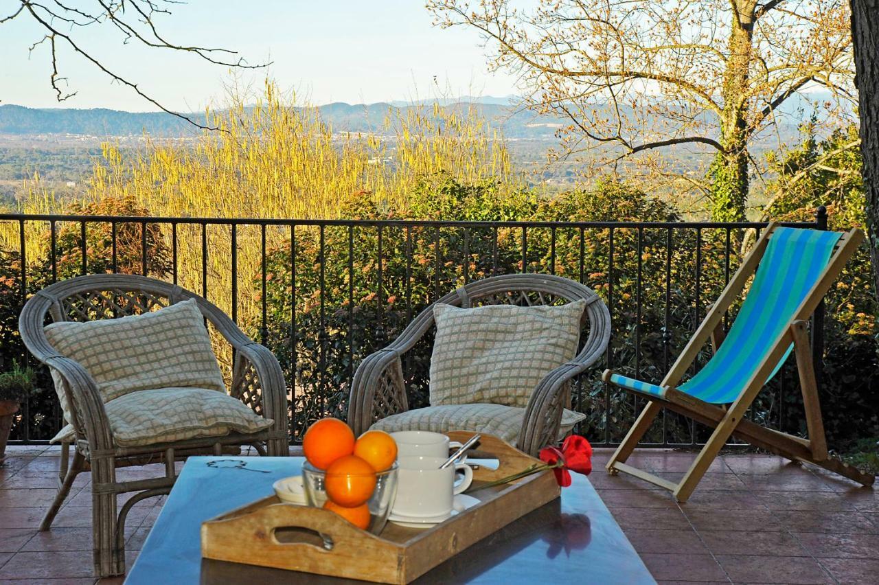 Bed&breakfast La Maison De Nathalie Les Mayons Extérieur photo